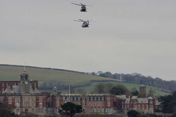 06 January 2021 - 15-01-10
Stacking over Britannia Royal Naval College
-------------------------
Royal Navy Merlin helicopters ZJ118 & ZJ132